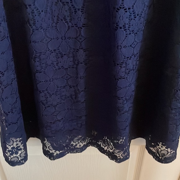 PL Kim Rogers Petite Navy Blue Lace Cold a shoulder dress - Picture 5 of 8